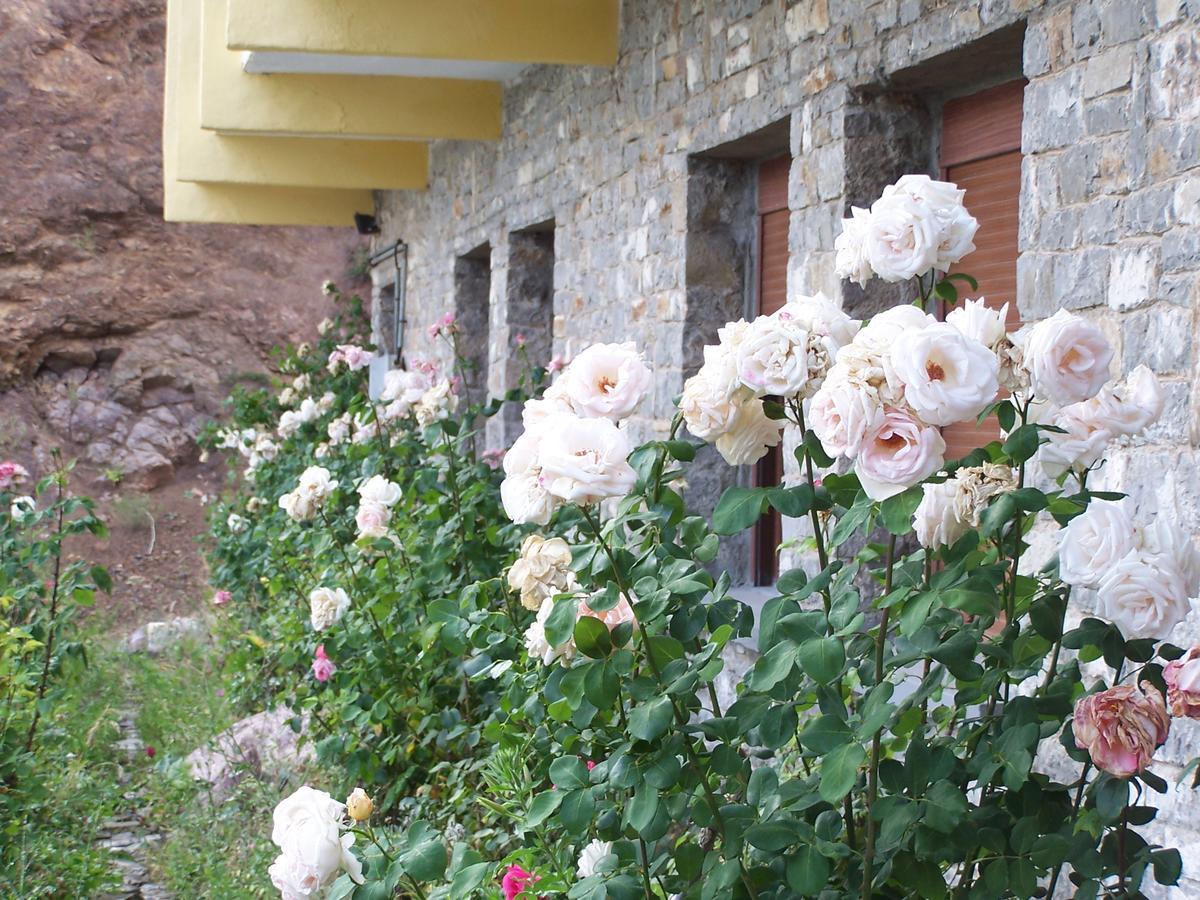 Valia Calda Hotel Perivoli  외부 사진